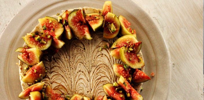Dominique Rizzo - No Bake Yoghurt Cheesecake with Fresh Figs, Vanilla and Honey