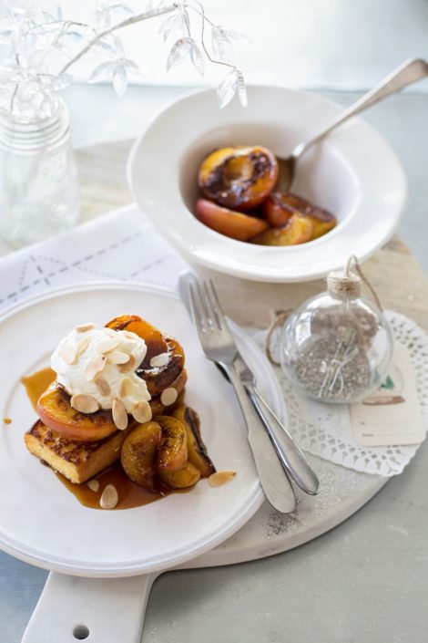 Breakfast French Toast with grilled peaches and Yoghurt