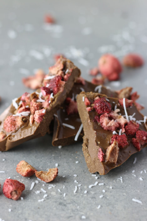 Keto Chocolate and peanut bombs with freeze dried strawberries Keto Chocolate and peanut bombs with freeze dried strawberries